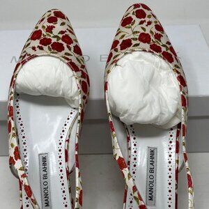 Manolo Blahnik SAWRA Satin Slingback Flats Pumps 38.5 EU / 8.5 US Floral Red